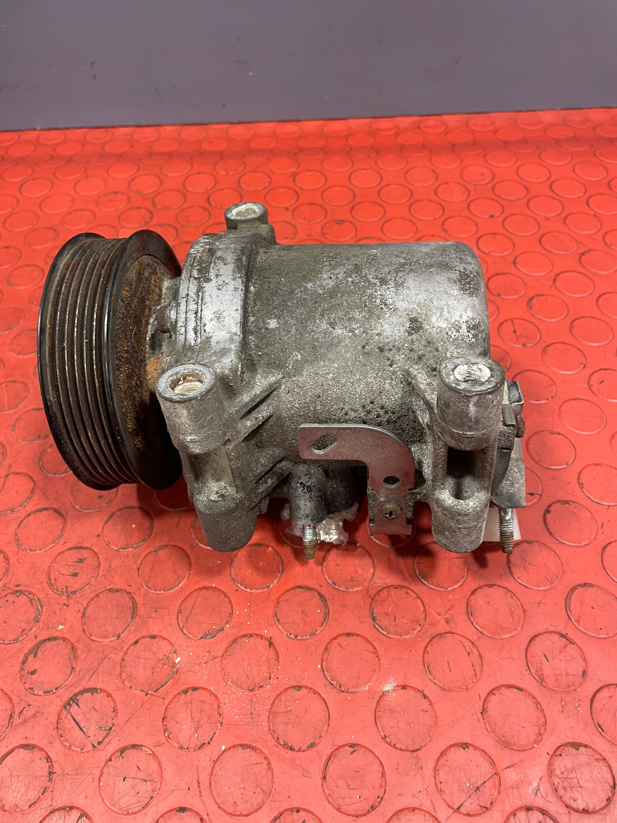Citroen Berlingo/Peugeot Partner/Vauxhall Combo/Toyota Proace City AIR CONDITIONING PUMP 1.5 2 PIN 2019-2024 P/N 9810349980 - 4