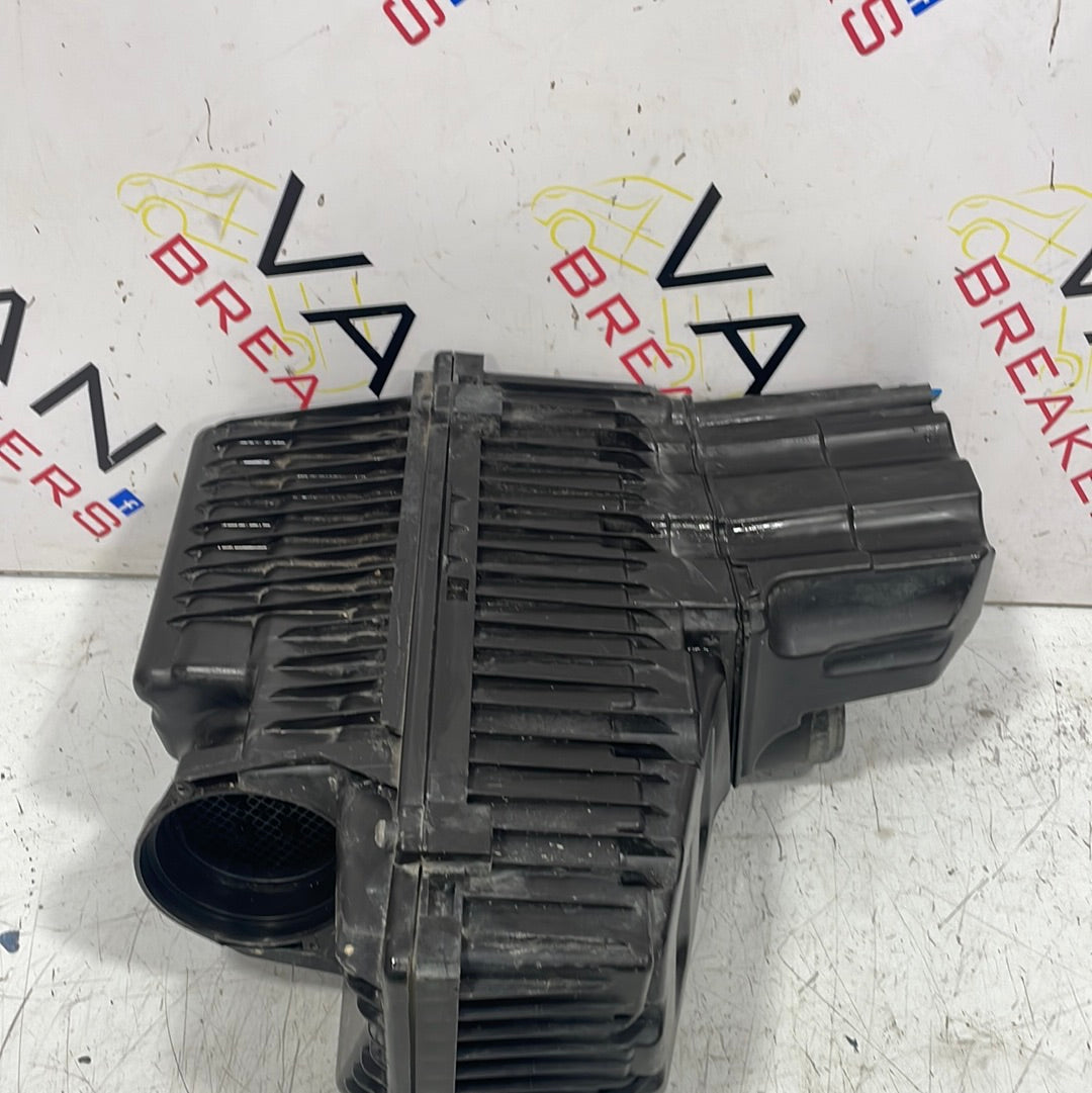 Citroen Dispatch/Peugeot Expert AIR BOX 2.0 2008-2016 P/N 1498555080