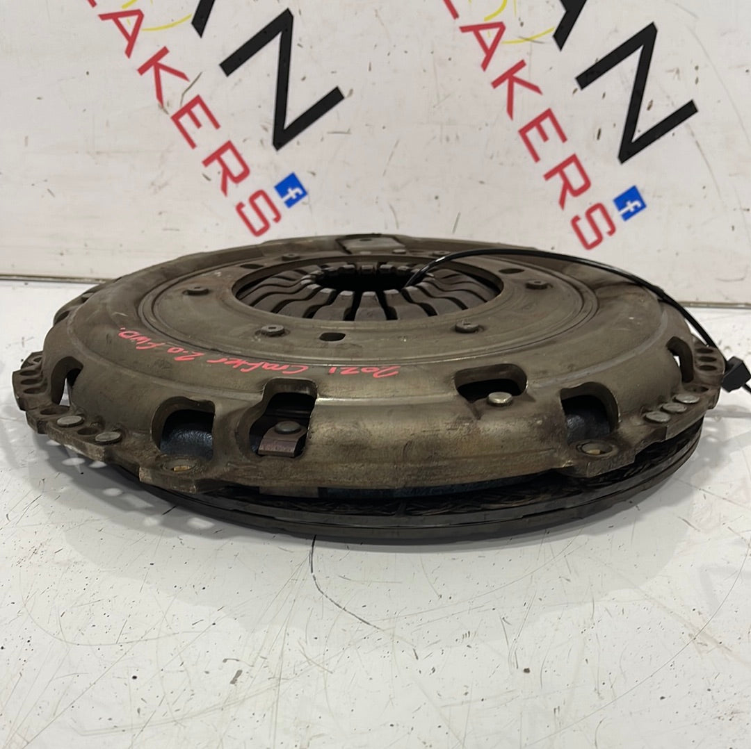 Volkswagen Crafter FWD CLUTCH PLATE WITH PRESSURE PLATE 2.0 2021 P/N 04L141015P