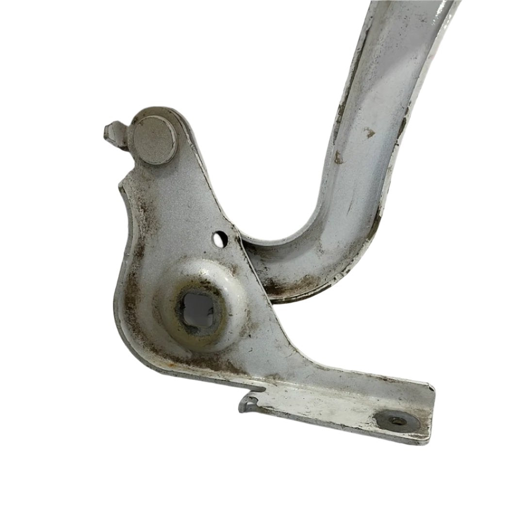 Citroen Berlingo FRONT LEFT BONNET HINGE 2020 P/N 9816485080 (slight bend at hinge, does not affect function )
