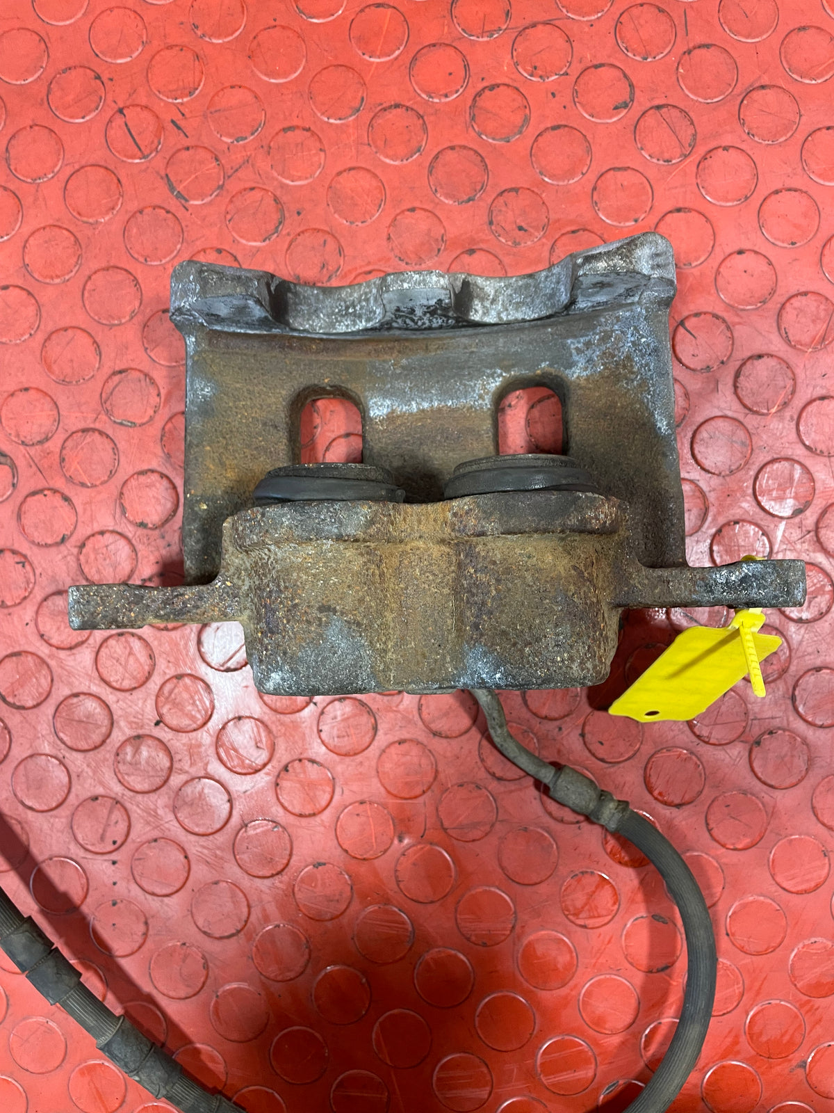 Ford Ranger Wildtrak FRONT BRAKE CALIPER Drivers Side 2018-2024 P/N AB312B135