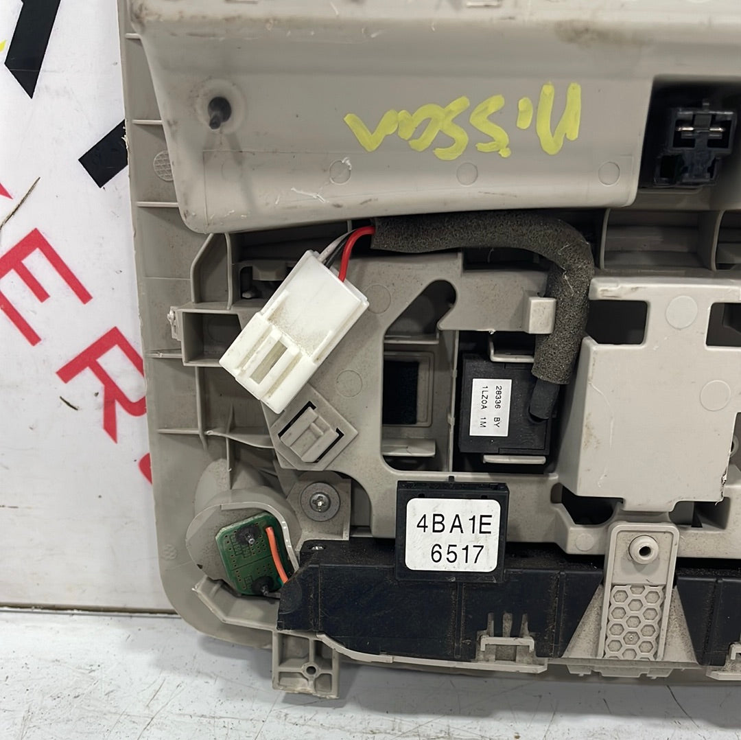 Nissan Navara SUNGLASS HOLDER WITH SWITCHES AND COURTESY LIGHT 2016-2023 P/N 264304KJ1D