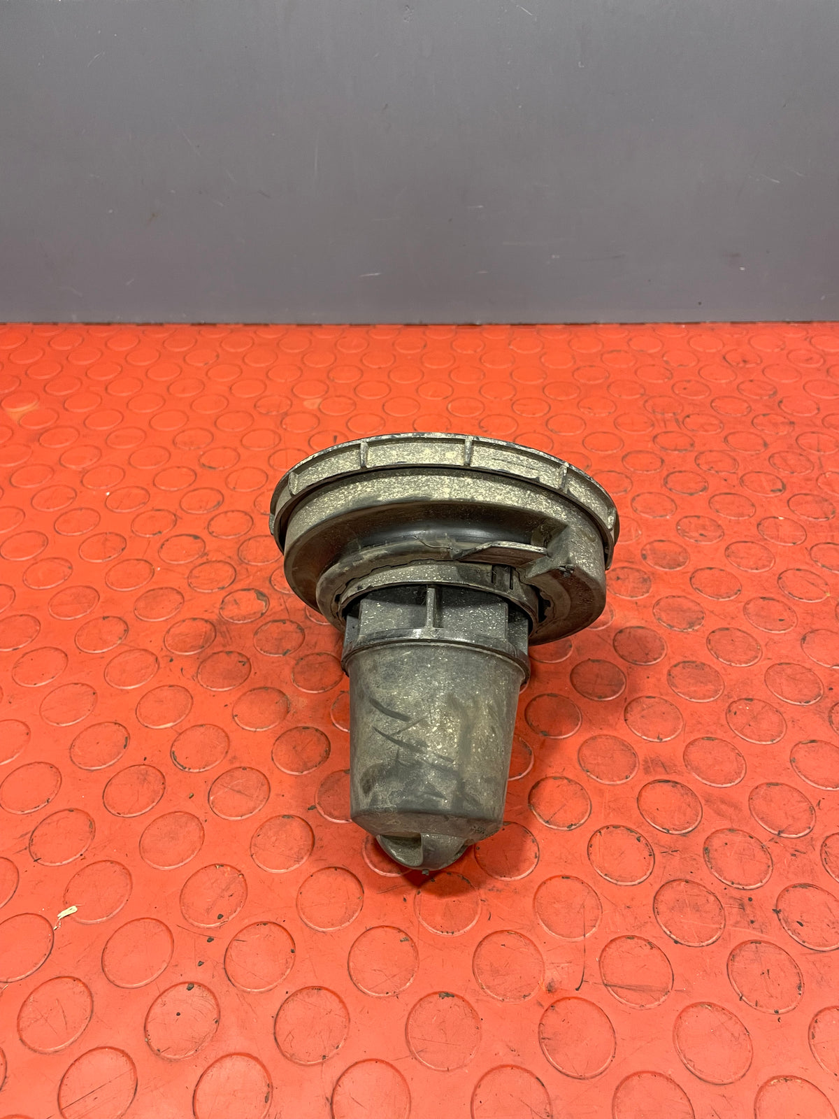 Citroen Berlingo/Peugeot Partner REAR BUMP STOP REAR SPRING TOP 2016-2024 P/N 9831086380
