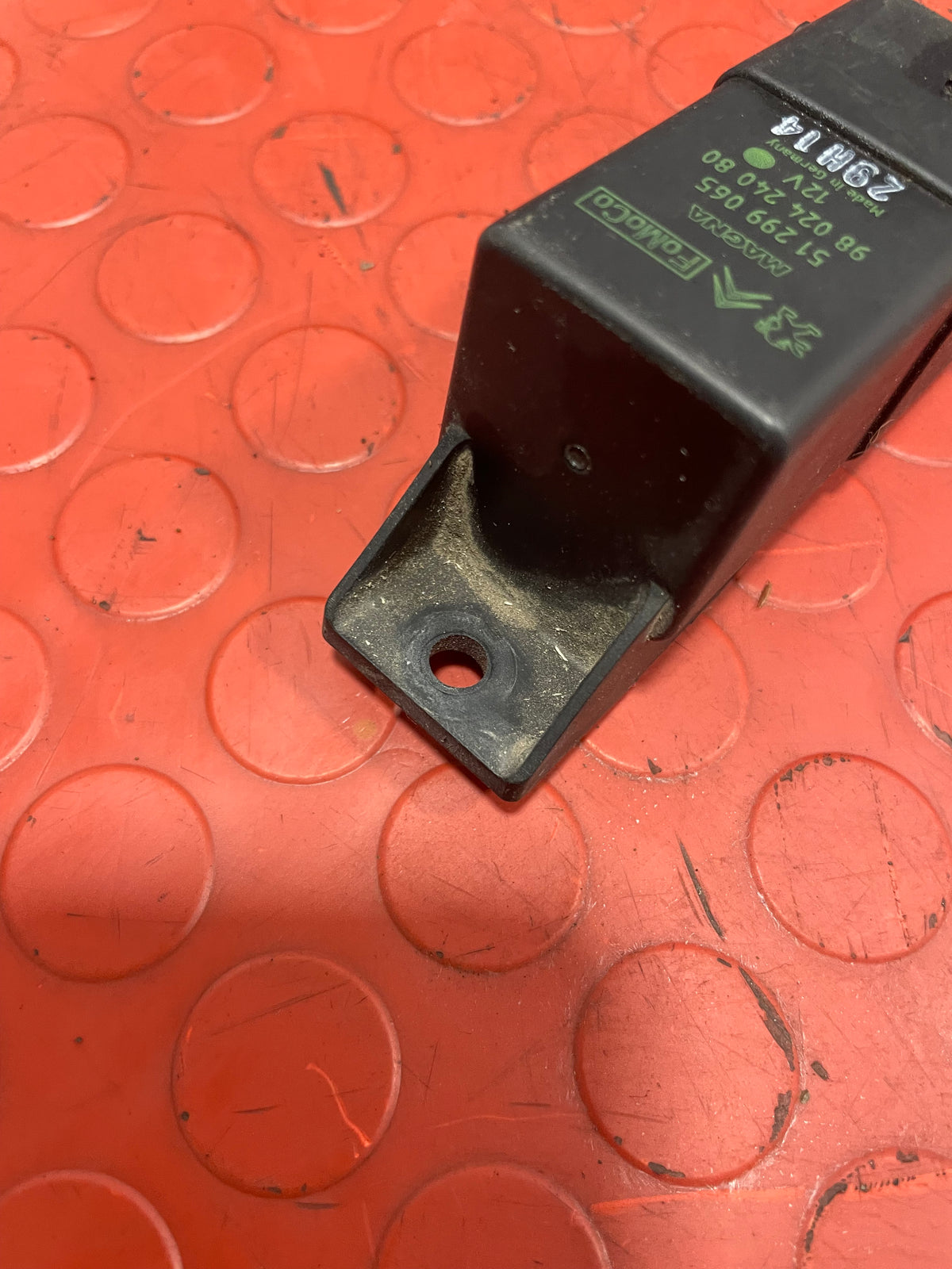 Citroen Berlingo/Peugeot Partner GLOW PLUG RELAY (8Pin) 2012-2018 P/N 9802424080