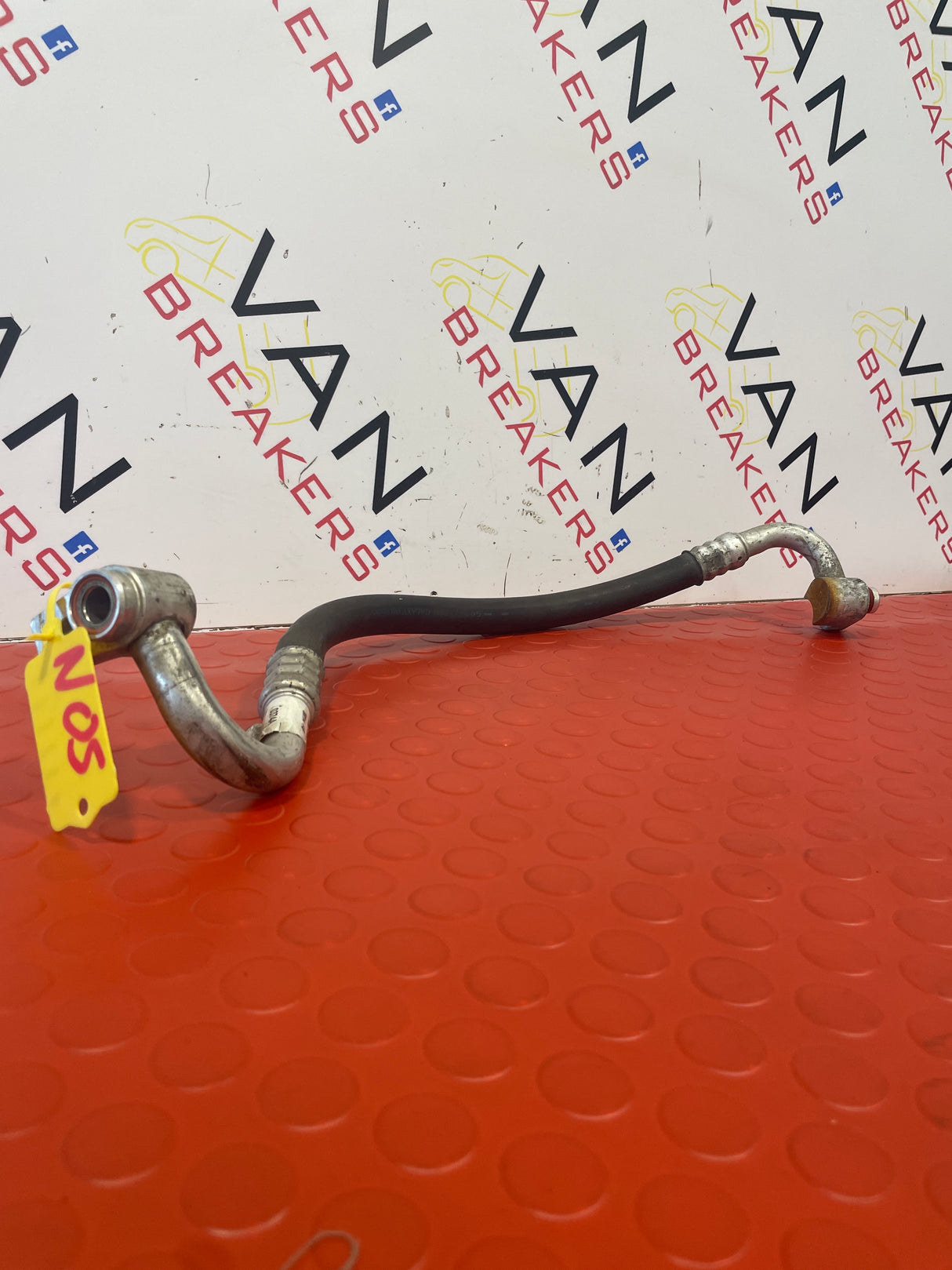 Ford Transit Connect 1.6 TDCI Air con pipe hose 2014-2019 P/N DV6119N602BB