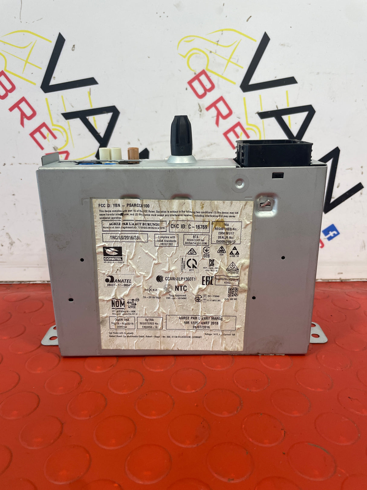 Citroen Dispatch/Peugeot Expert/Toyota Proace RADIO STEREO HEAD UNIT 2019-2024 P/N 9828709480