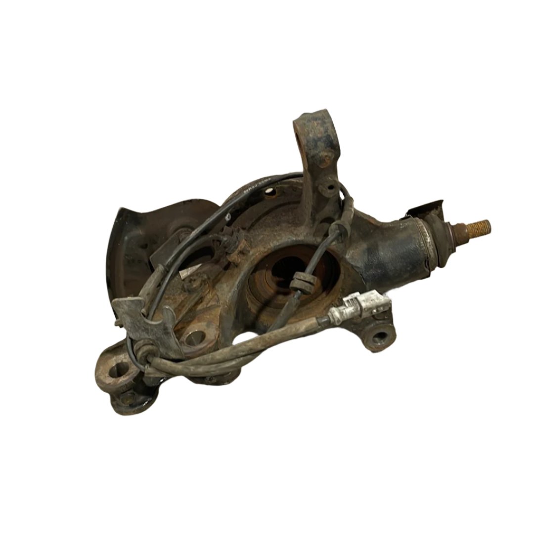Citroen Dispatch/Peugeot Expert/Vauxhall Vivaro FRONT DRIVER SIDE HUB WITH ABS SENSOR 2021 R/N 43010561