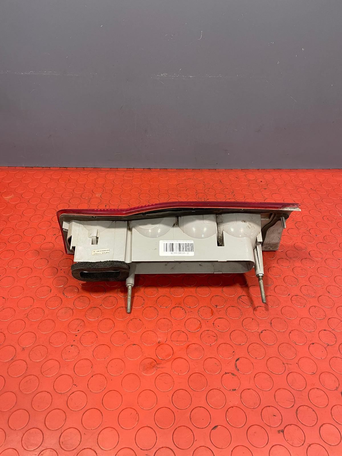 Ford Transit Mk7 N/S PASSENGER TAILLIGHT (W/O INSERT CRACKED LENS)2006-2013 P/N 6C1113405A - 2