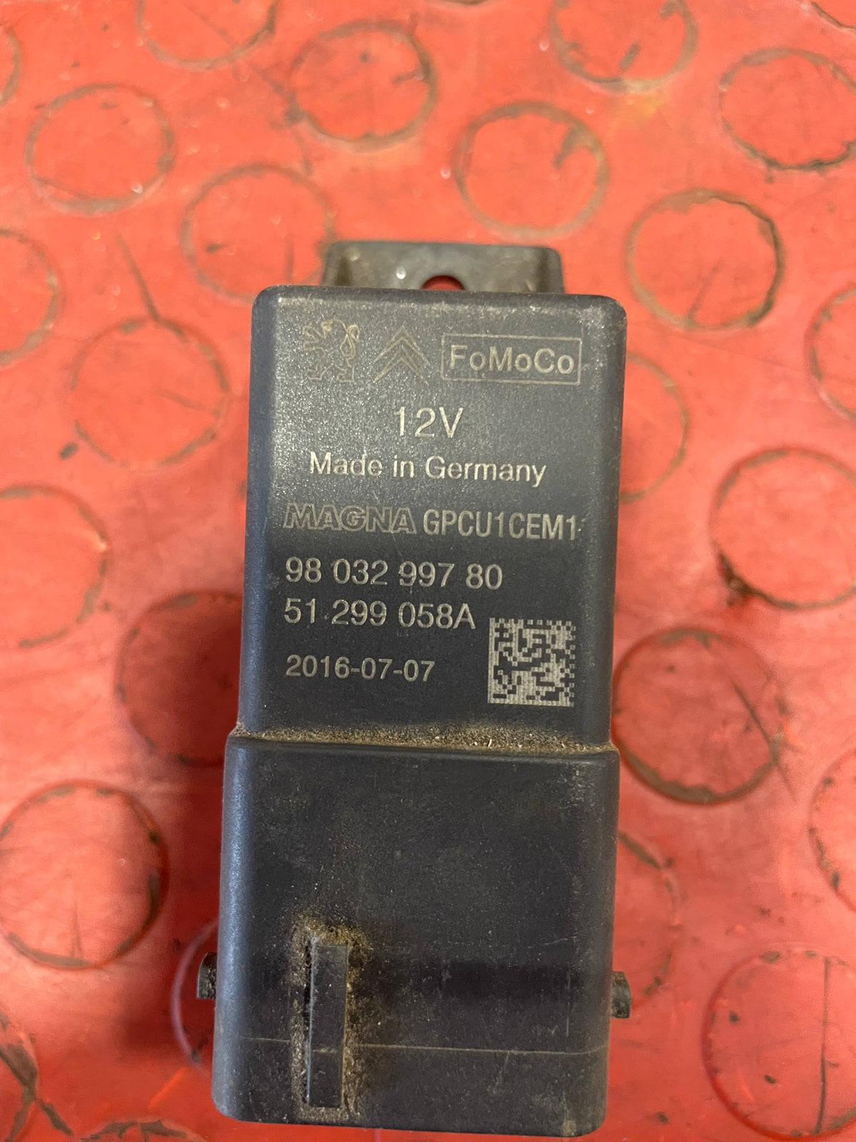 Citroen Berlingo/Peugeot Partner GLOW PLUG RELAY 1.6 2013-2018 P/N 9803299780