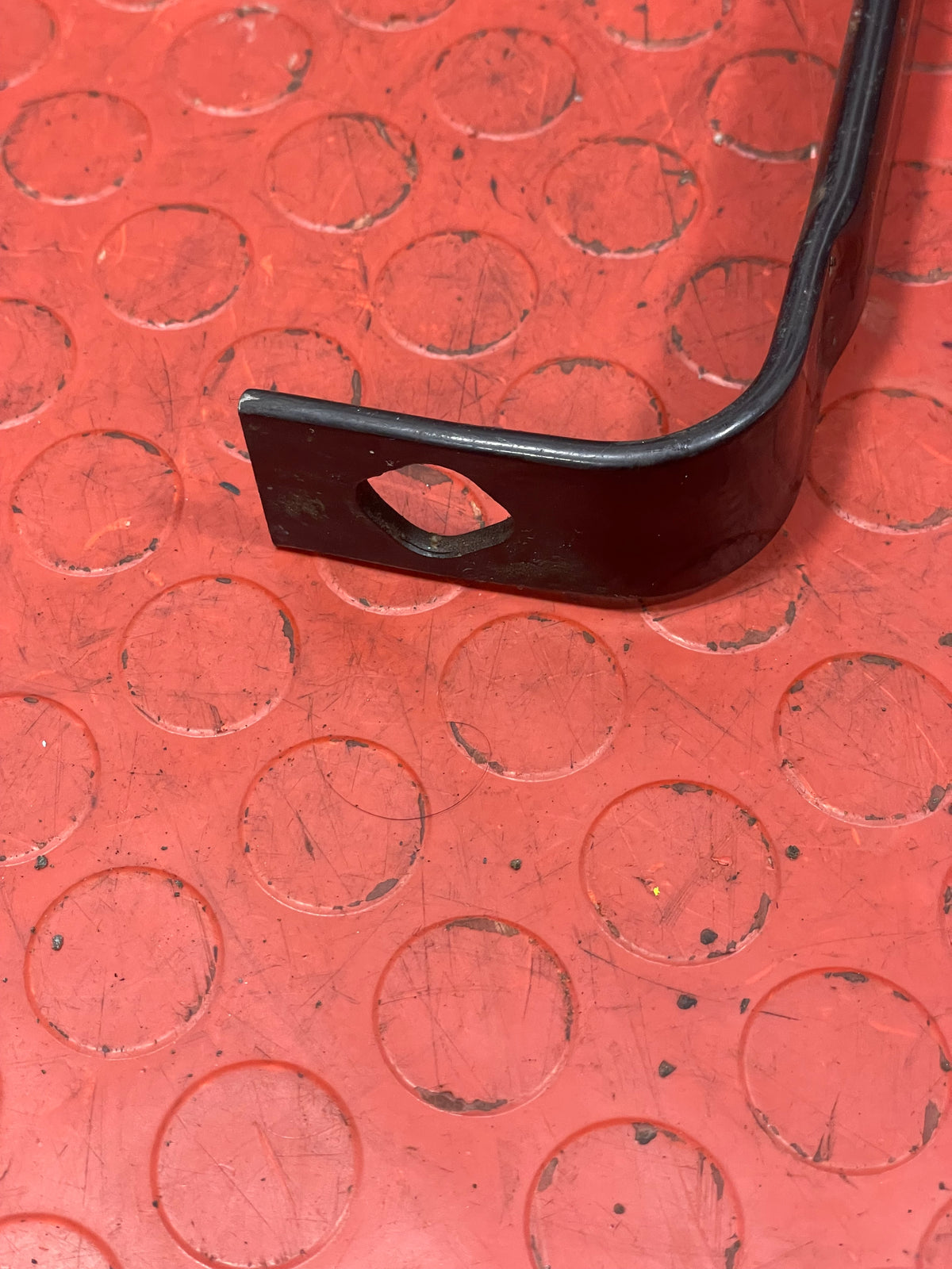 Renault Master/Vauxhall Movano/Nissan NV400 FUEL TANK STRAPS 2.3 2014-2021 P/N 206061914R / 206063616R