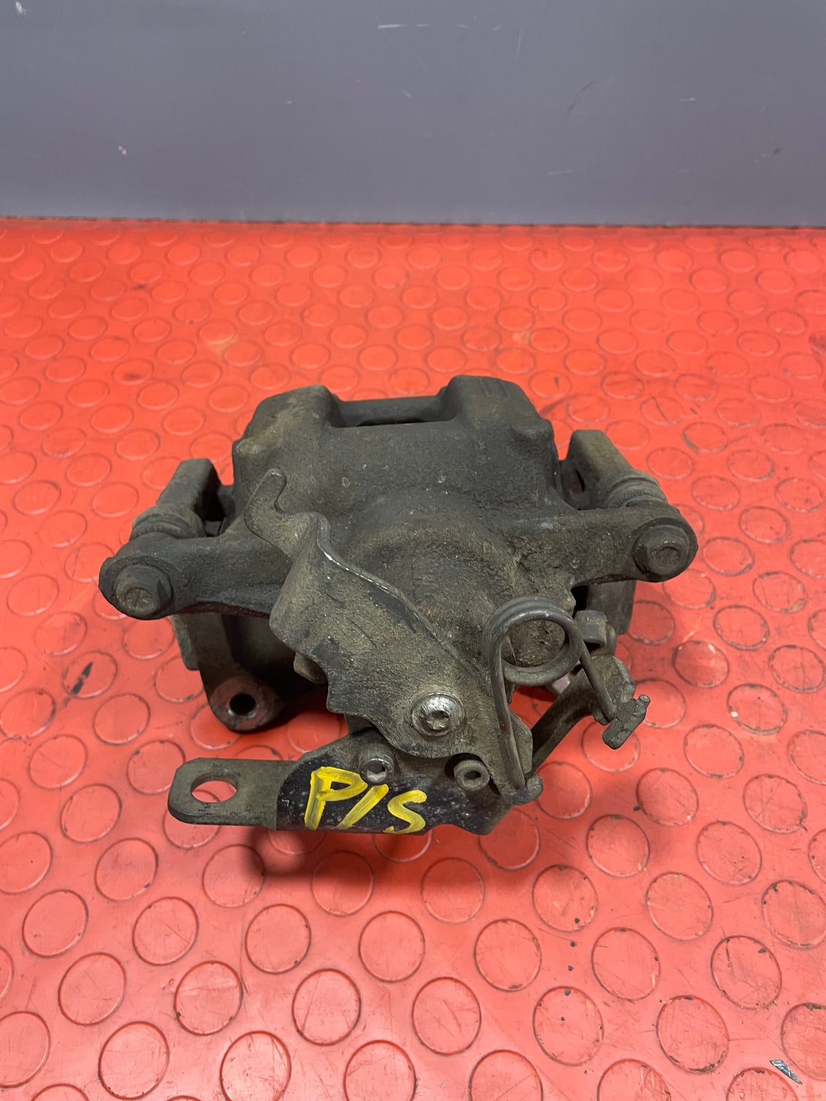 Ford Transit REAR BRAKE CALIPER Passenger Side Twin Wheel 2013-2023 P/N BK312553AB