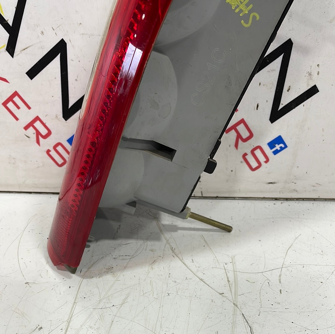 Ford Transit MK7 DRIVER SIDE TAILLIGHT (DAMAGED) 2008-2013 P/N T366429