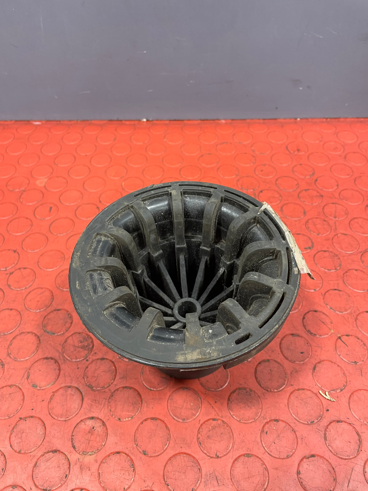 Citroen Berlingo/Peugeot Partner REAR BUMP STOP 2019> P/N 9831085880