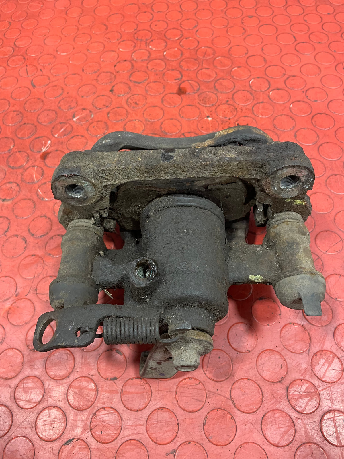 Renault Master/Vauxhall Movano REAR BRAKE CALIPER Passenger Side 2014-2021 P/N 1685342880