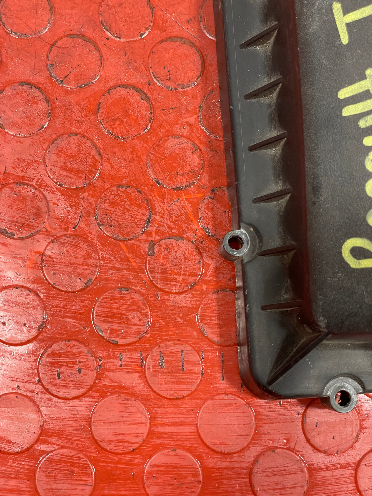 Renault Trafic/Vauxhall Vivaro AIR BOX LID WITH AIR FLOW METER 2014-2019 P/N H8201333223 - 1