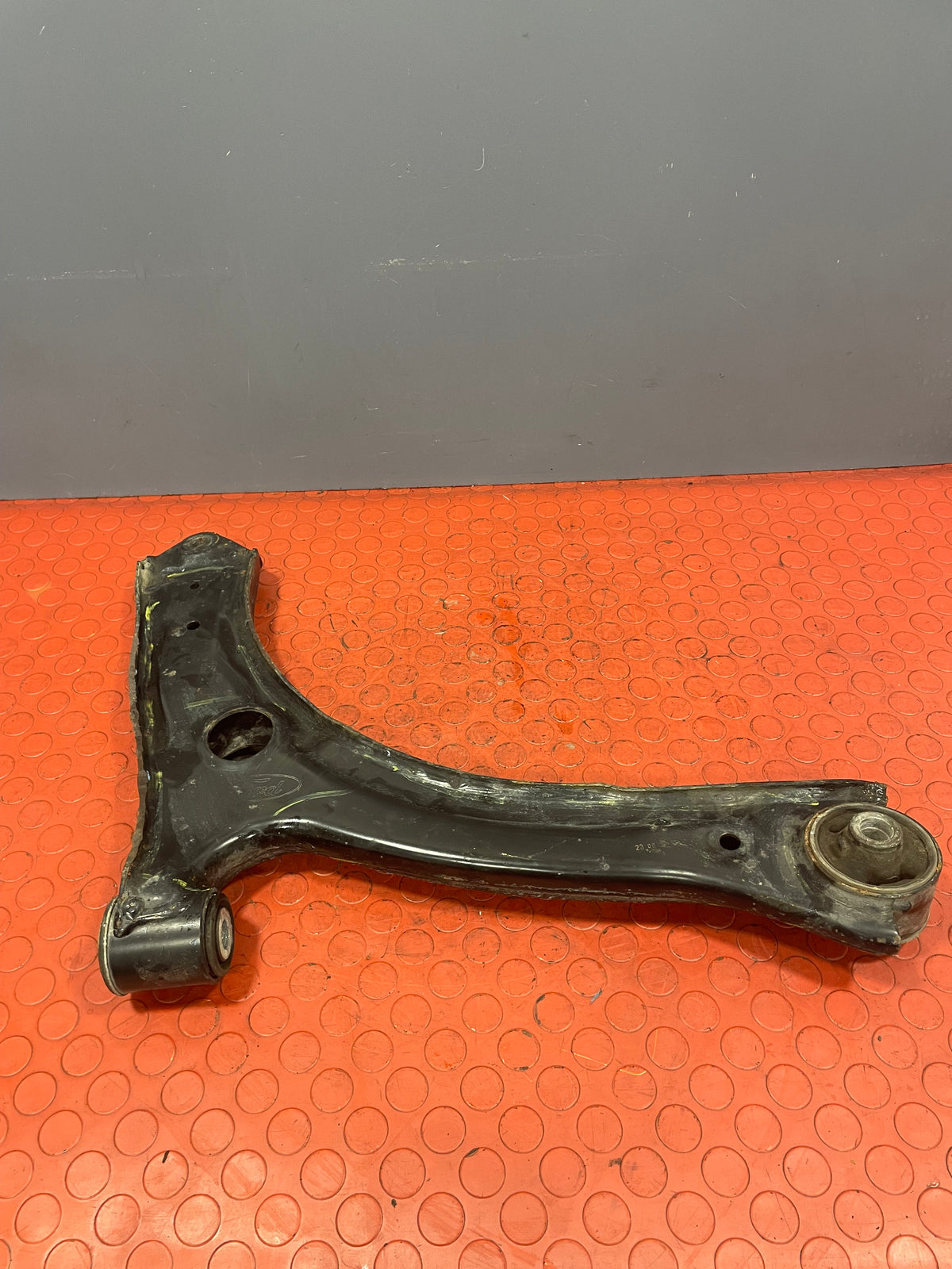 Ford Transit Custom BOTTOM ARM WISHBONE N/S PASSENGER SIDE 2.0 2022 P/N KK213A053AG