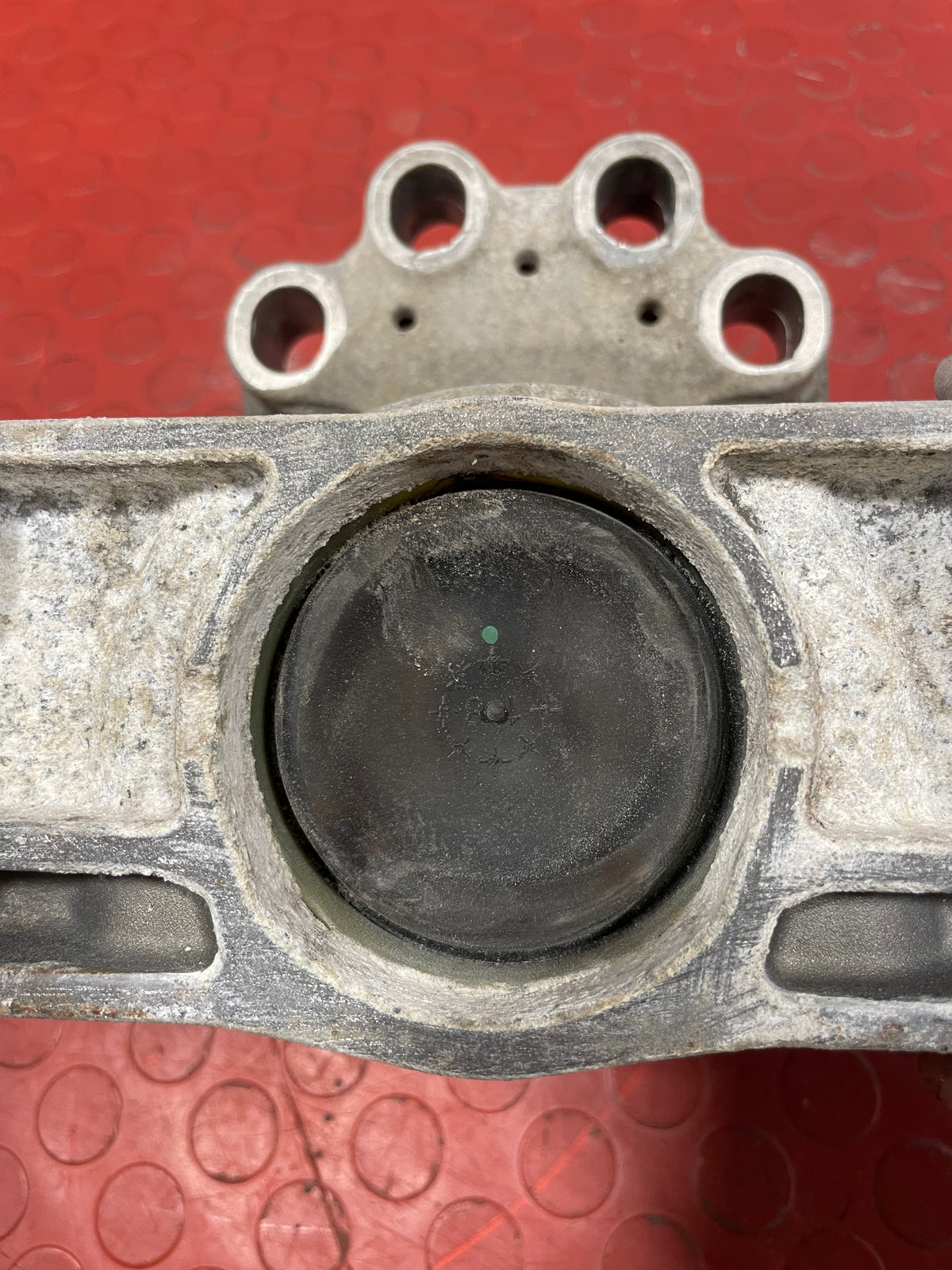 Ford Transit Custom GENUINE 2.0 DIESEL EURO 6 ENGINE MOUNT/ENGINE SUPPORT 2013-2023 P/N GK216F012CC
