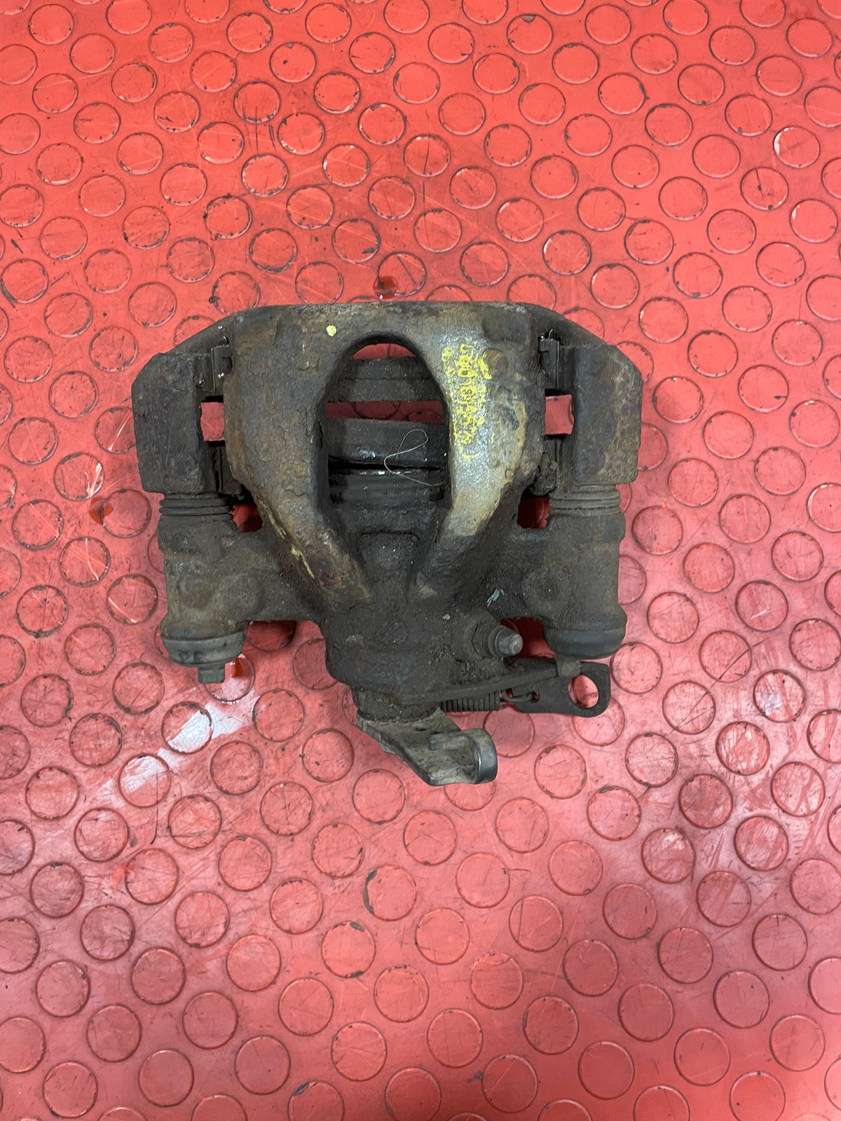 Renault Master/Vauxhall Movano REAR BRAKE CALIPER Passenger Side 2014-2021 P/N 1685342880