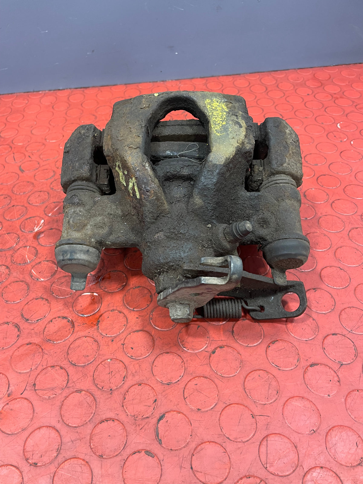 Renault Master/Vauxhall Movano REAR BRAKE CALIPER Passenger Side 2014-2021 P/N 1685342880