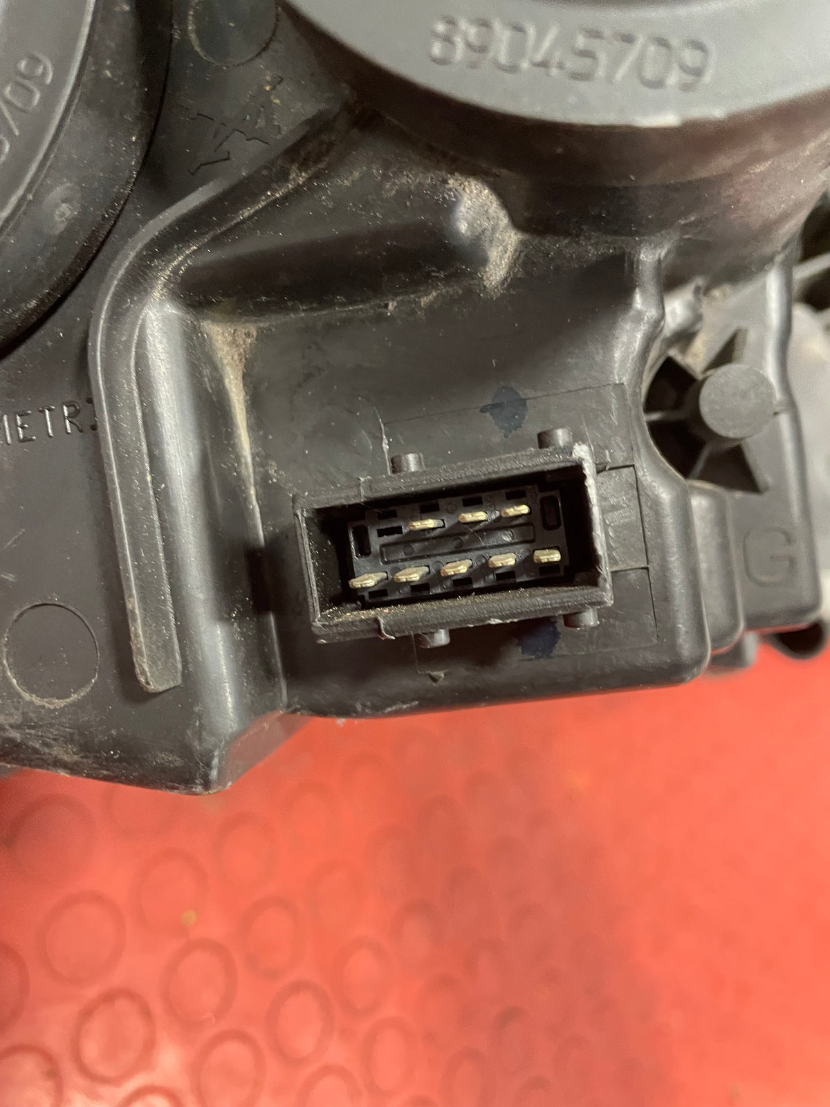 Citroen Dispatch/Peugeot Expert PASSENGER SIDE HEADLIGHT 2011-2016 P/N 89902607 - 5