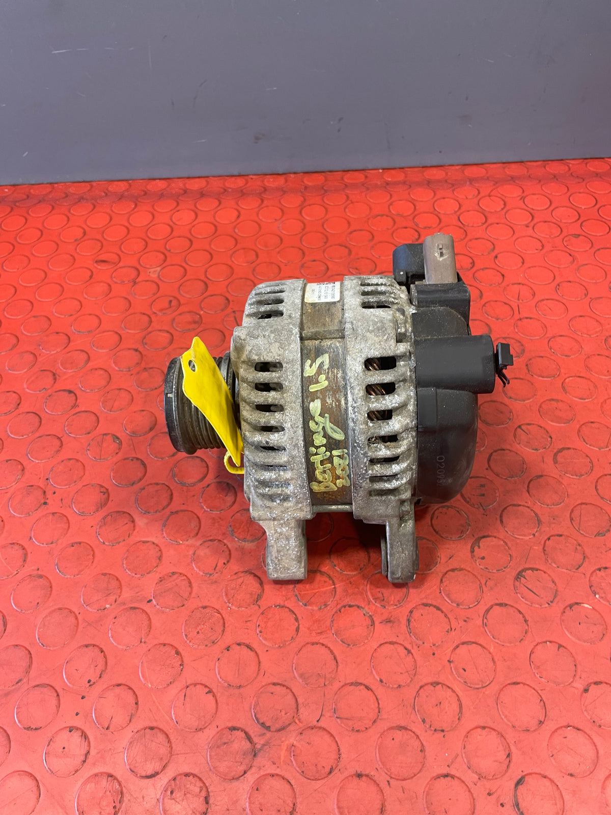 Citroen Berlingo/Dispatch /Peugeot Partner/Vauxhall Combo/Toyota Proace City ALTERNATOR 1.5 2019-2024 P/N 9820893880 - 9