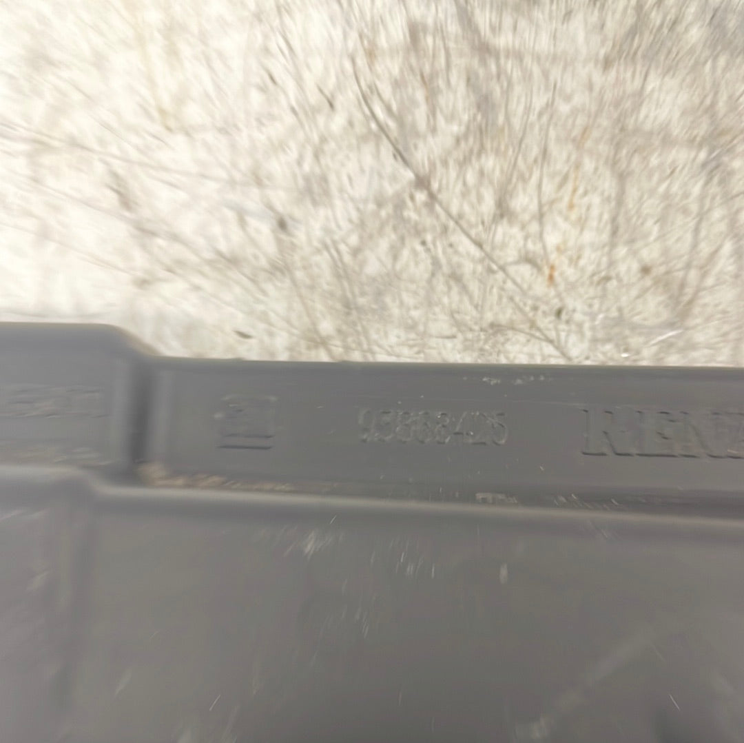 Renault Trafic/Vauxhall Vivaro 2014-2019 PASSENGER N/S WINDSCREEN SCUTTLE PANEL TRIM P/N 93868425