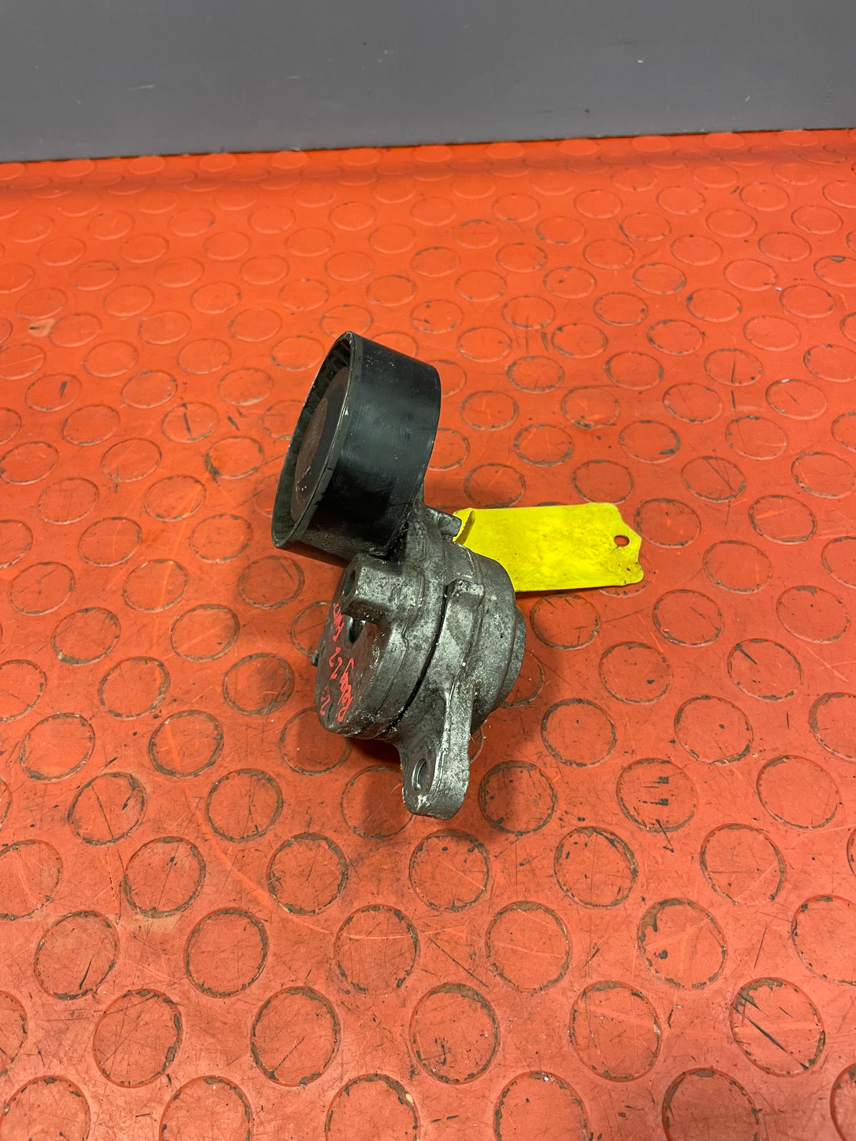 Citroen Relay/Peugeot Boxer/Fiat Ducato AUXILIARY BELT TENSIONER 2.0 2008-2019 P/N 9826368080 - 1
