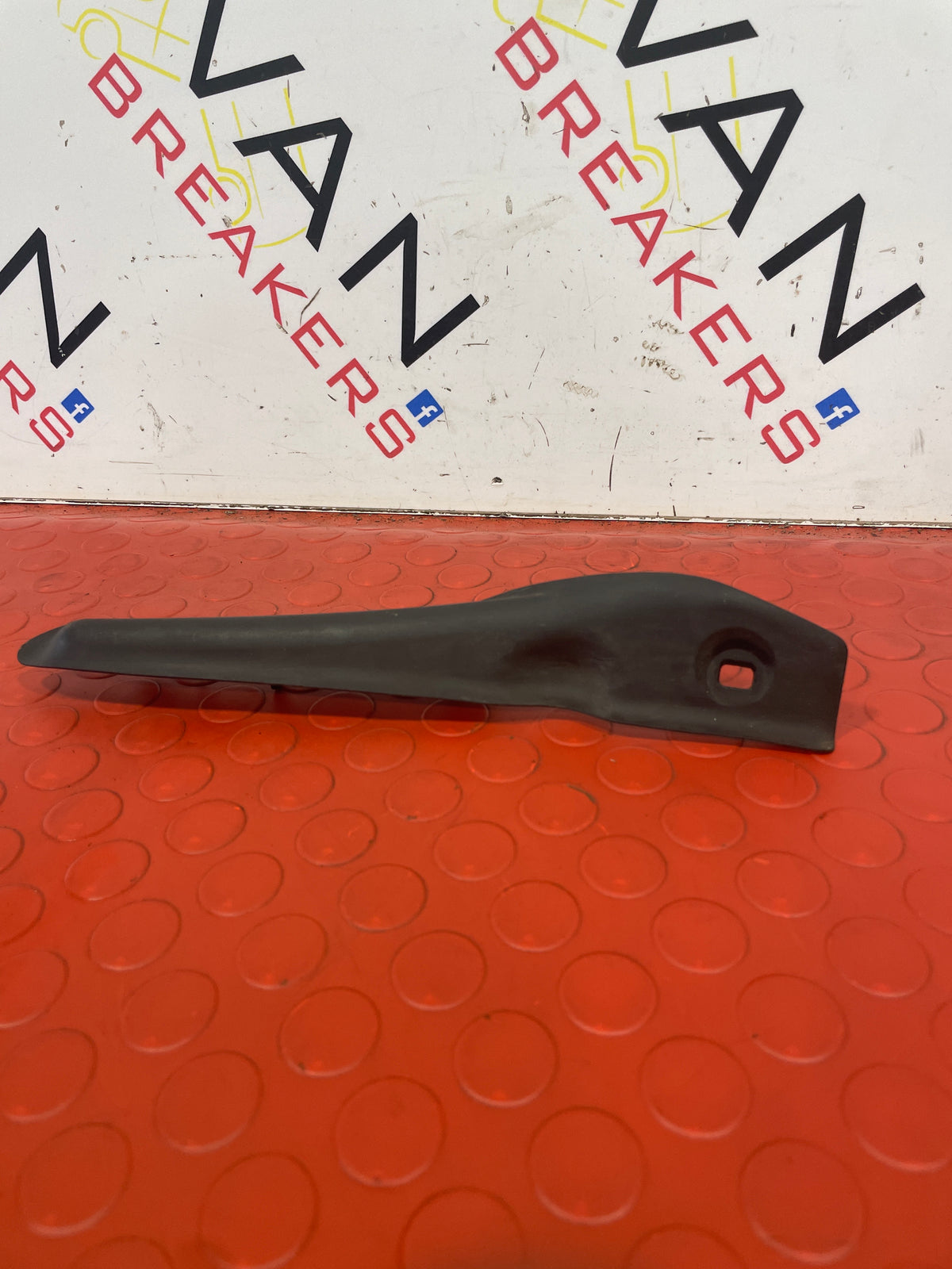 Citroen Berlingo/ Peugeot Partner/ Vauxhall Combo/ Toyota Proace City FRONT LEFT WINDSHIELD TRIM 2019-2023 P/N 9819414280