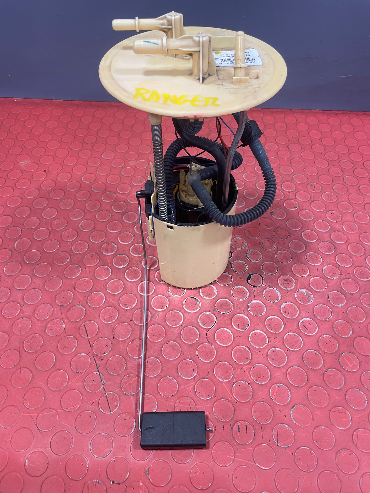 Ford Ranger FUEL SENDER / FUEL PUMP 3.2 2011-2020 AB399H307EC
