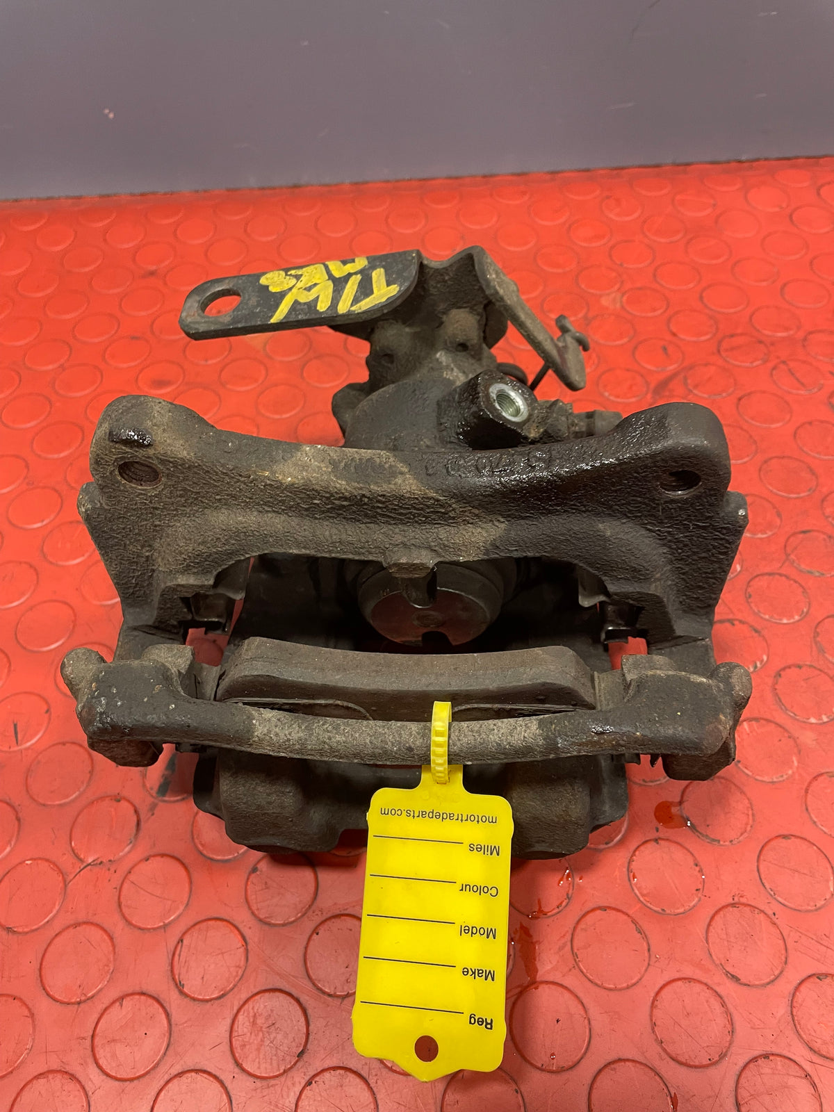 Ford Transit REAR BRAKE CALIPER Passenger Side Twin Wheel 2013-2023 P/N BK312553AB
