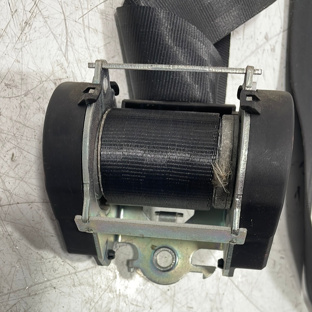 Renault Master PASSENGER SIDE N/S SEAT BELT 2010-2019 P/N 868840019R