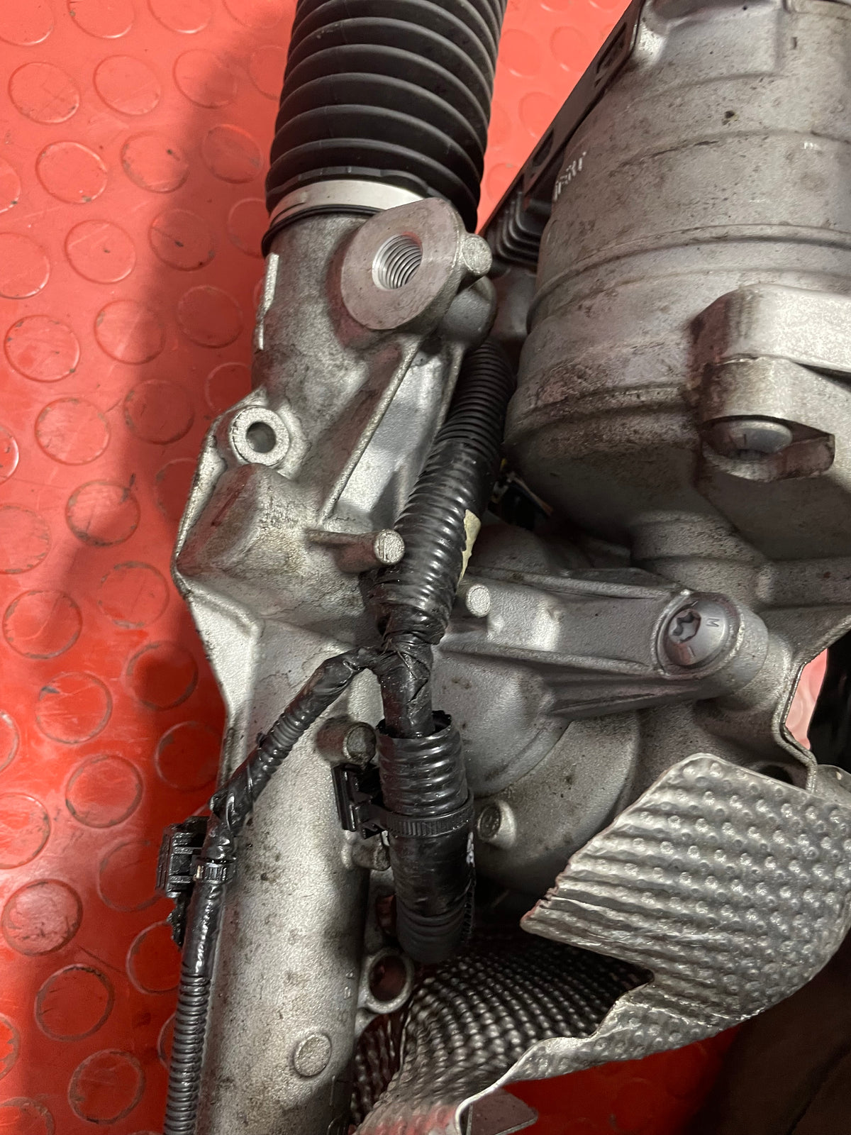 Citroen Berlingo/ Peugeot Partner / Vauxhall Combo/ Toyota Proace City ELECTRIC POWER STEERING RACK (2019-2024) P/N 9831960280