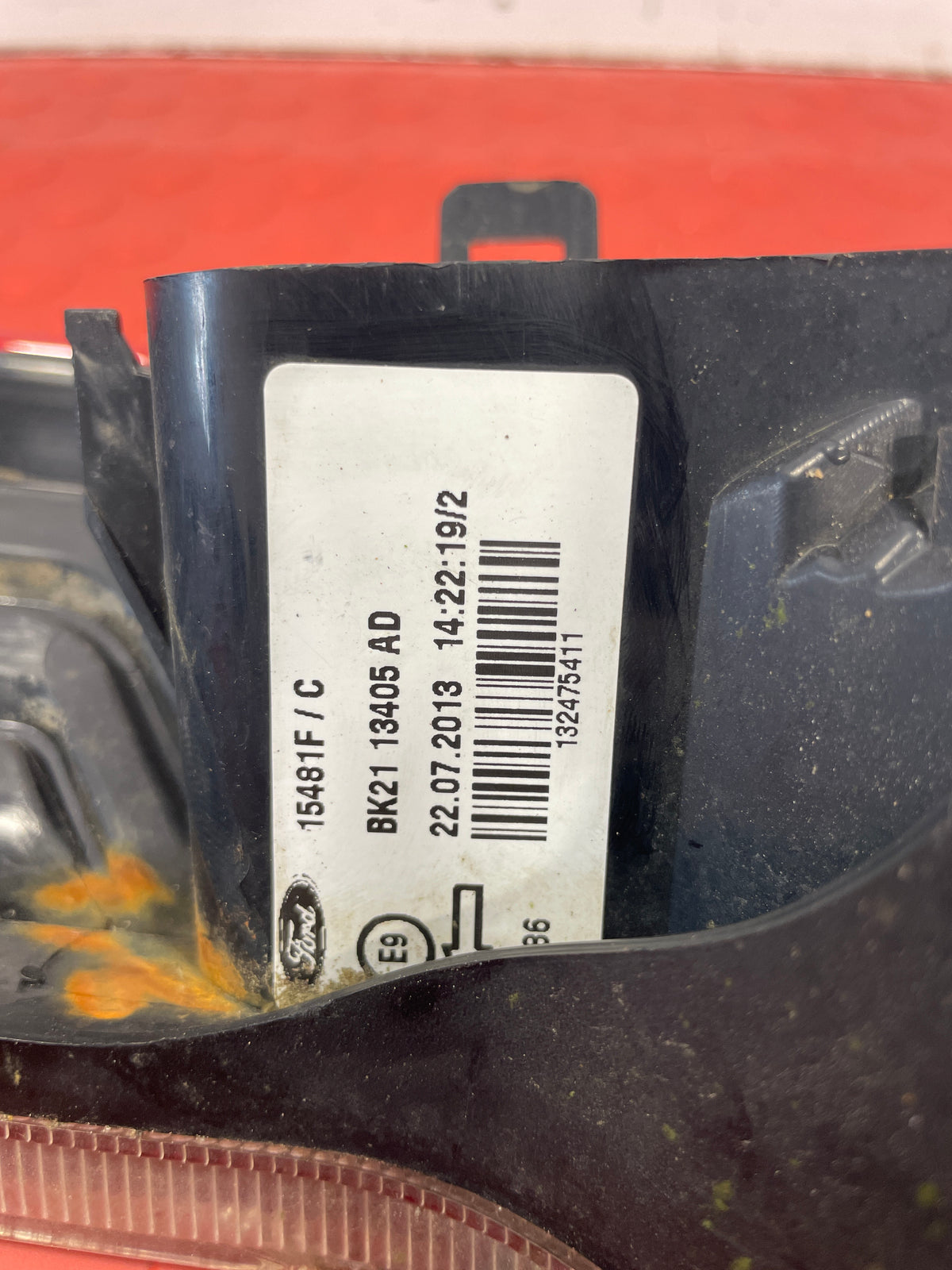Ford Transit Custom GENUINE REAR PASSENGER SIDE TAIL LIGHT 2014-2018 (DAMAGED) P/N BK2113405AD-D1