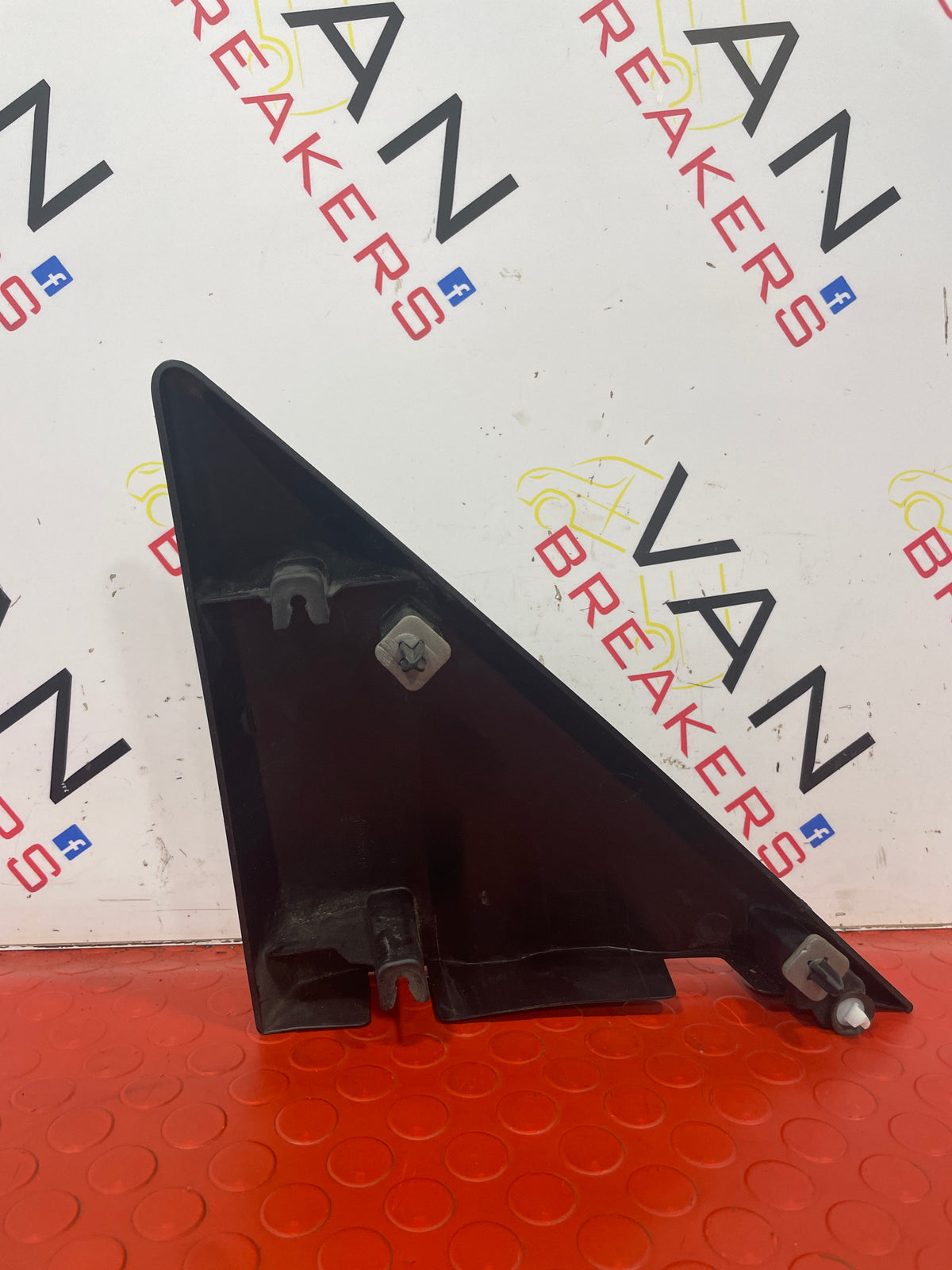 Ford Transit 350 Mk8 DRIVERS SIDE DOOR MIRROR TRIANGLE P/N BK31V16004AE