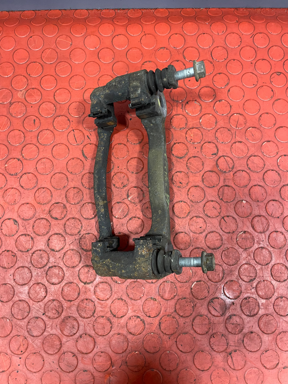 Volkswagen Crafter/Mercedes Sprinter FRONT BRAKE CALIPER CARRIER 2006-2016 P/N 2E0609139B