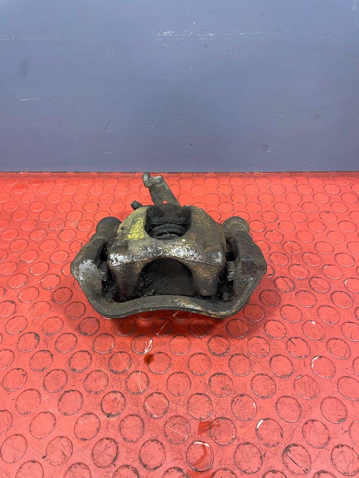 Renault Master/Vauxhall Movano REAR BRAKE CALIPER Passenger Side 2014-2021 P/N 1685342880
