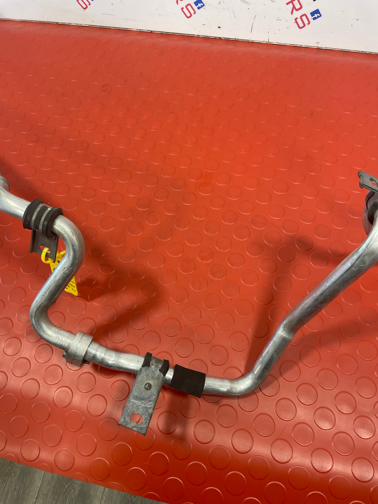 Renault Trafic MK3 1.6 Vauxhall Vivaro AIR CON PIPE 2015-19 P/N 924807649R