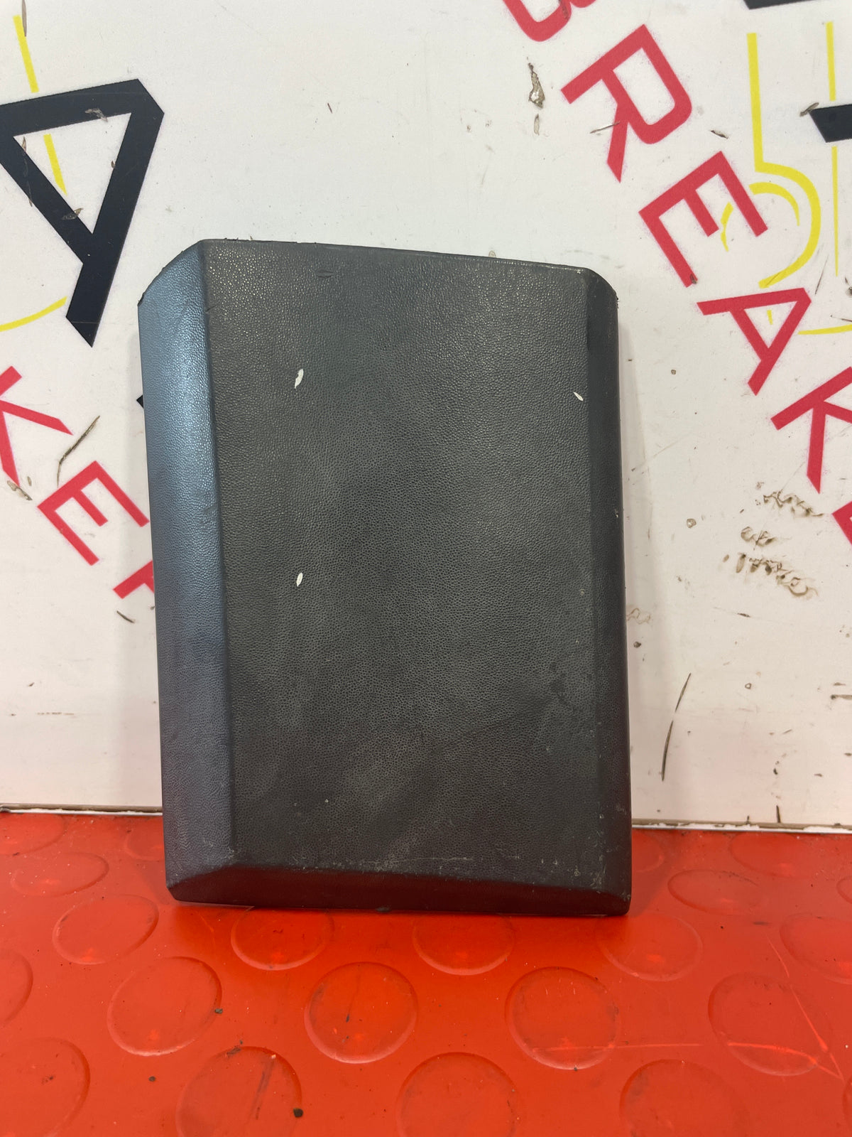 Ford Transit Custom P/S LEFT BELOW FUEL DOOR MOULDING P/N BK21V29427ABW