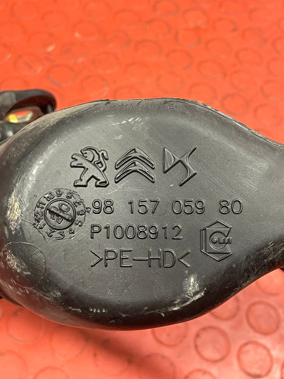 Citroen Berlingo/Peugeot Partner/Vauxhall Combo/Toyota Proace City ADBLUE FILLER PIPE 2019-2023 P/N 9815705980 - 2