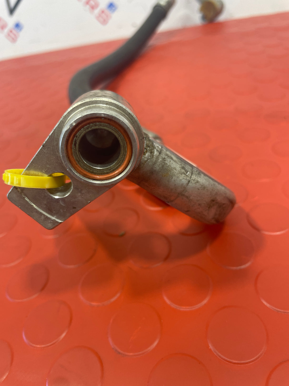 Ford Transit Connect 1.6 TDCI Air con pipe hose 2014-2019 P/N DV6119N602BB