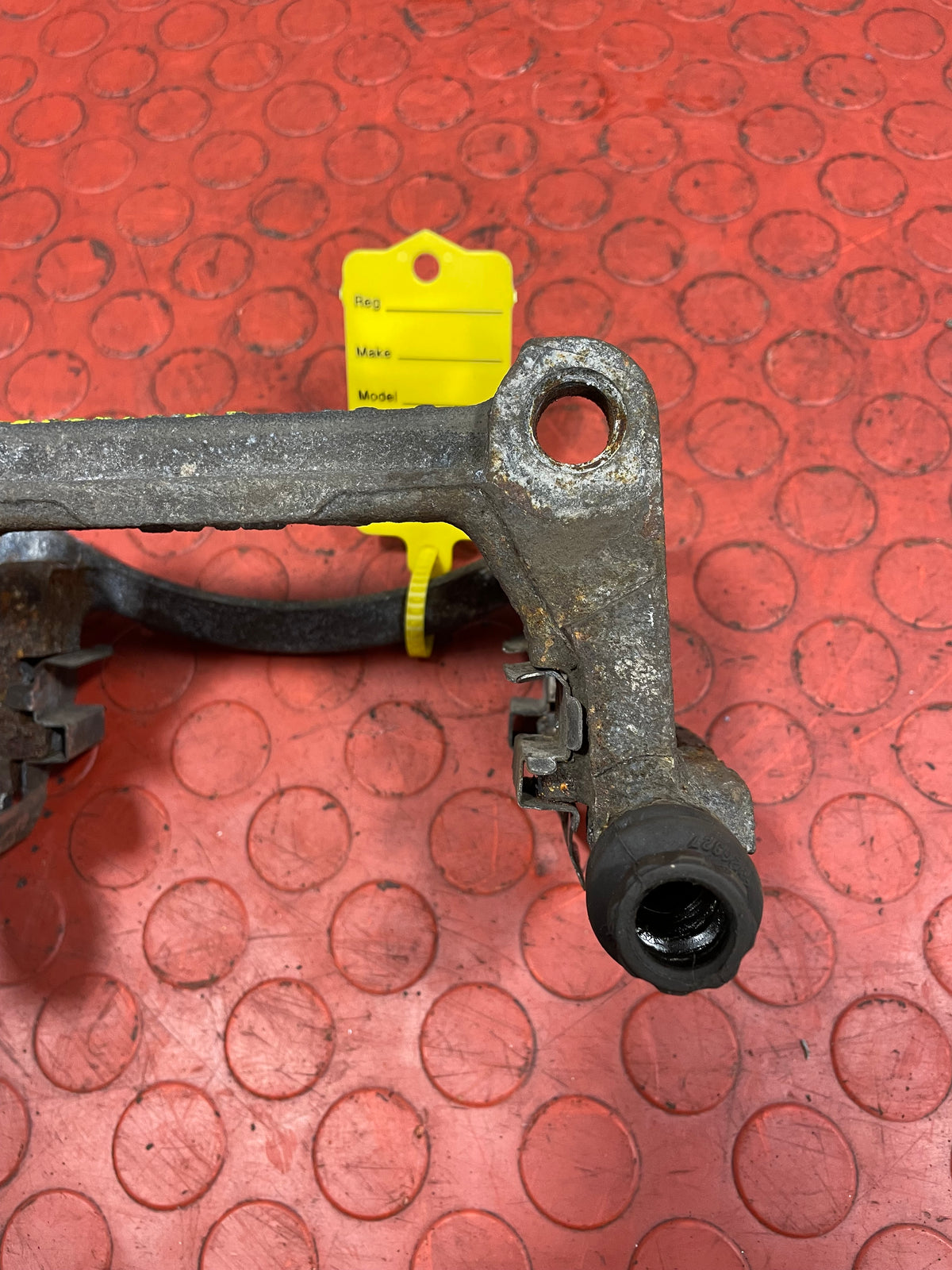 Volkswagen Transporter T5 REAR BRAKE CALIPER CARRIER 2003-2015 P/N 7H0615425A