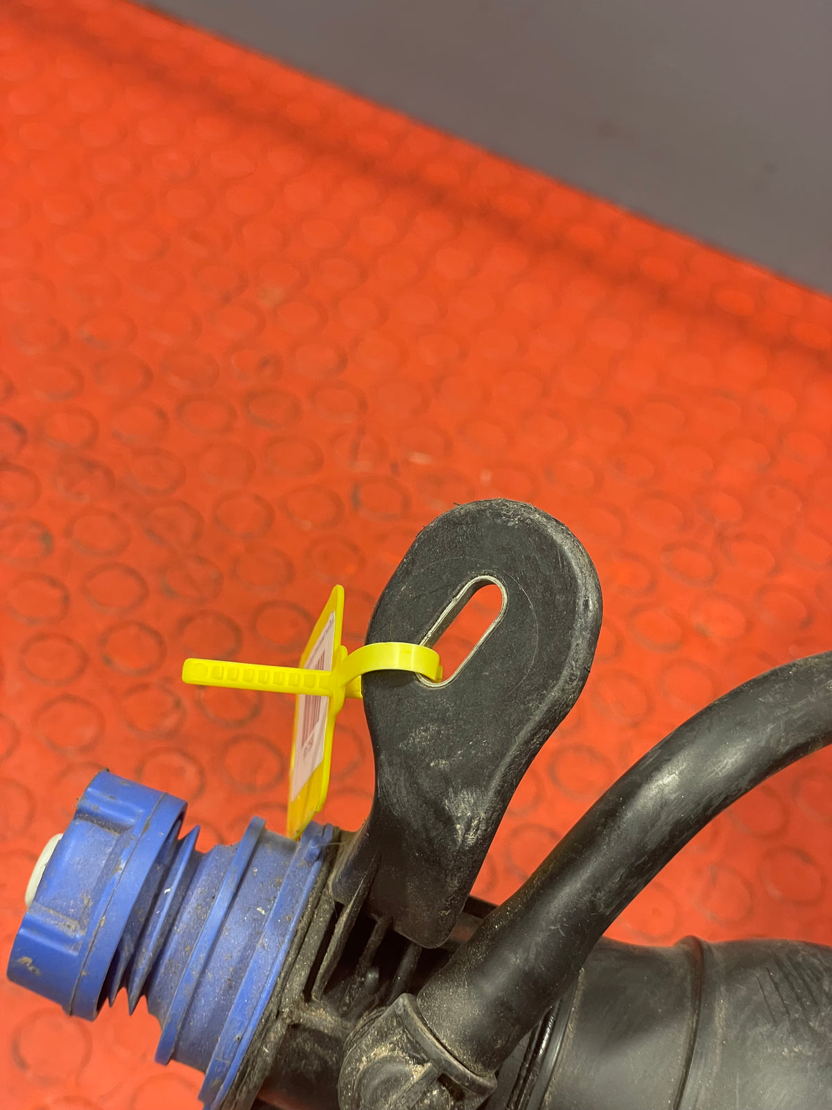 Citroen Berlingo/Peugeot Partner/Vauxhall Combo/Toyota Proace City ADBLUE FILLER PIPE 2019-2023 P/N 9815705980