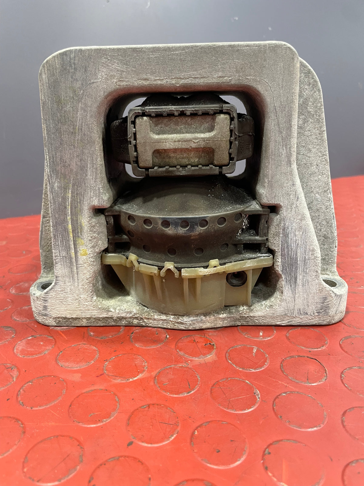 Ford Transit Custom GENUINE 2.0 DIESEL EURO 6 ENGINE MOUNT/ENGINE SUPPORT 2013-2023 P/N GK216F012CC