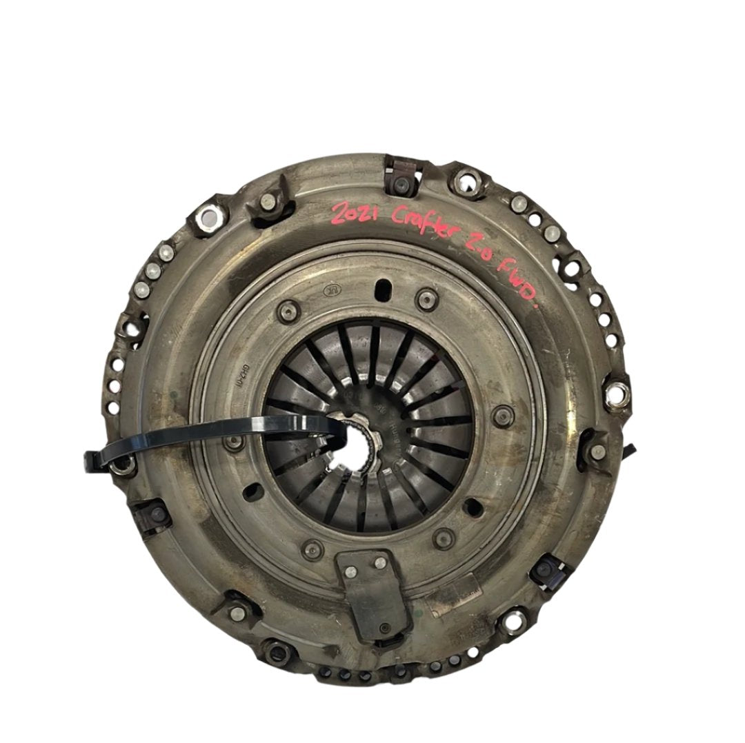 Volkswagen Crafter FWD CLUTCH PLATE WITH PRESSURE PLATE 2.0 2021 P/N 04L141015P