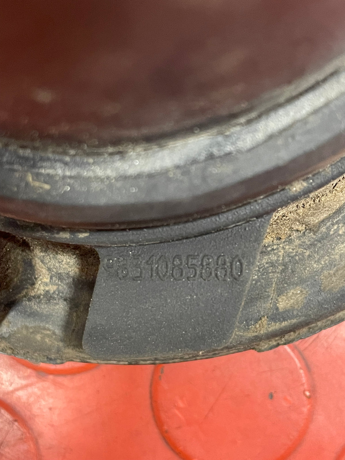 Citroen Berlingo/Peugeot Partner REAR BUMP STOP 2019> P/N 9831085880