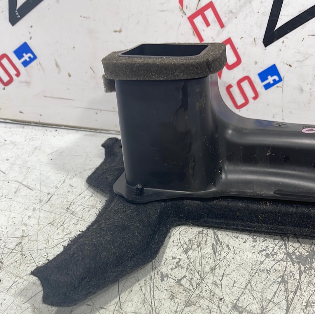Citroen Berlingo/Peugeot Partner/Vauxhall Combo/Toyota Proace City PASSENGER FOOTWELL SIDE N/S AIR DUCT 2018-2024 P/N 9821348980