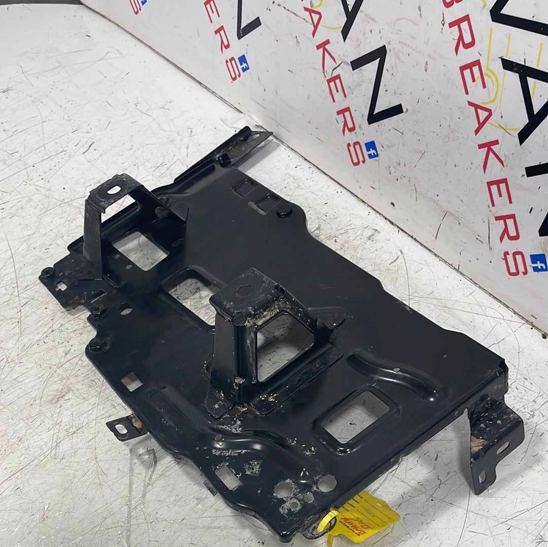 Citroen Dispatch/ Peugeot Expert/ Toyota Proace/ Vauxhall Vivaro(19) BATTERY TRAY 981528858000