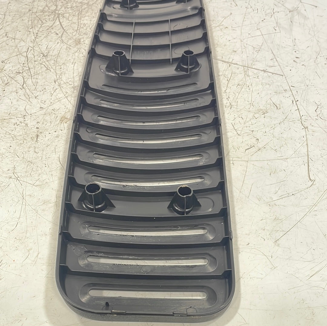 Citroen Relay/ Peugeot Boxer/ Fiat Ducato REAR PILLAR COVER P/N 1308469070