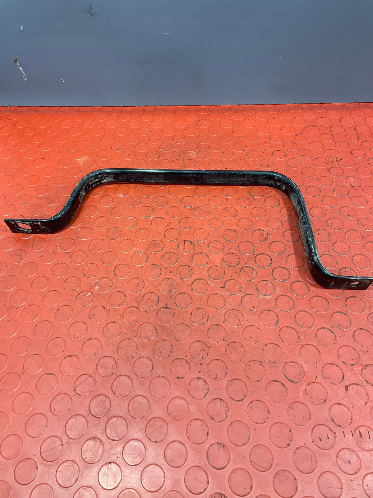 Renault Master/Vauxhall Movano/Nissan NV400 FUEL TANK STRAPS 2.3 2014-2021 P/N 206061914R / 206063616R
