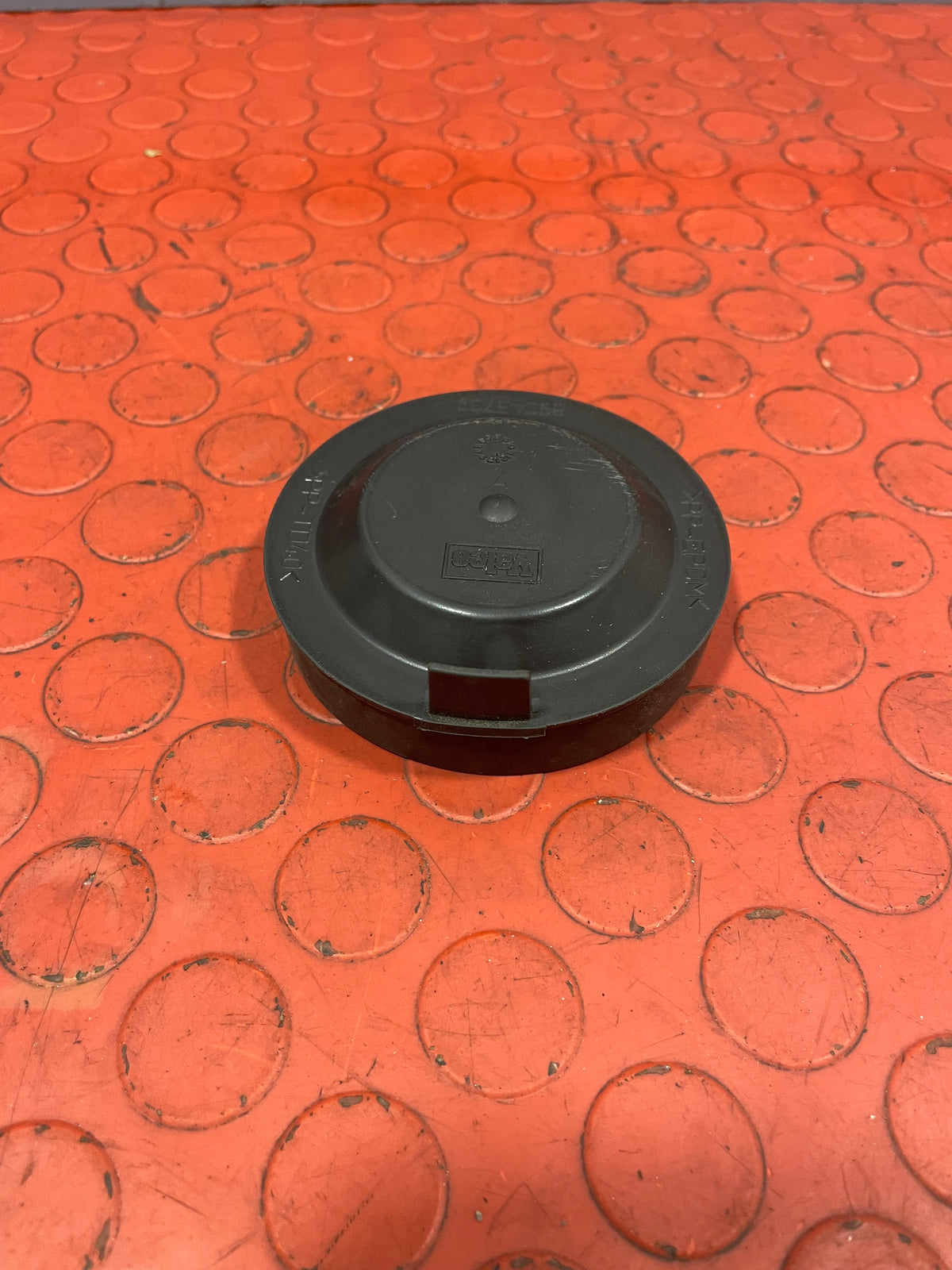 Peugeot/Citroen/Renault HEADLIGHT DUST COVER CAP (Suitable for Various Cars) P/N 89045709